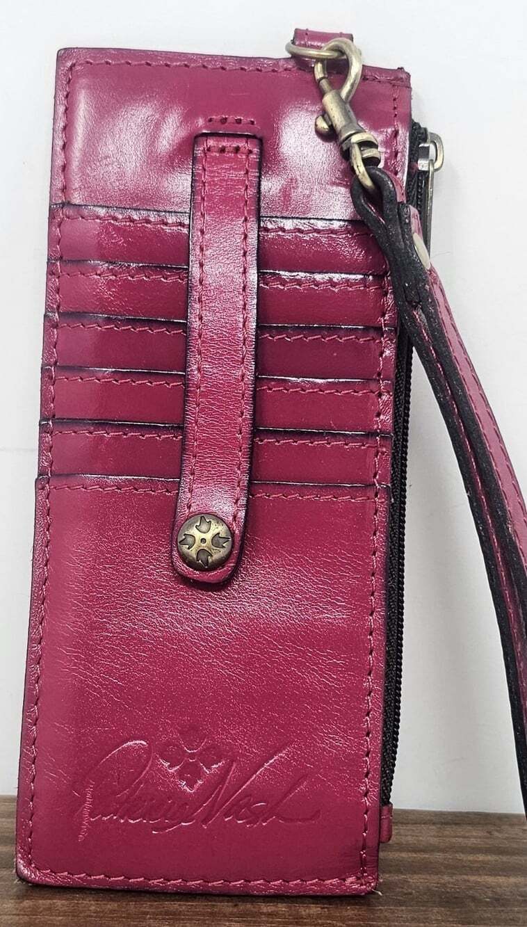Patricia Nash Alanna Fuschia Leather Credit Card Wristlet Wallet RFID Blocking